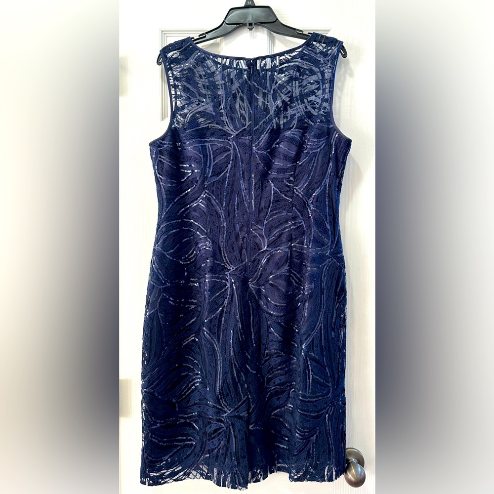 Pre-owned Women’s Blue Tahari Sleeveless Sequin Dress